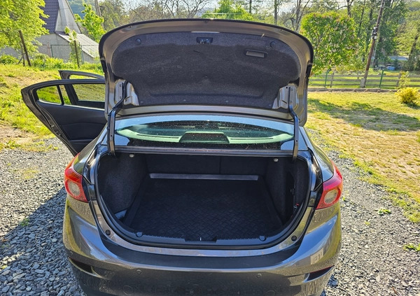 Mazda 3 cena 49900 przebieg: 164445, rok produkcji 2014 z Góra małe 106